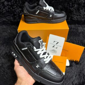 LV TRAINER BLACK