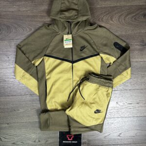 CHANDAL NIKE TECH MILITARY