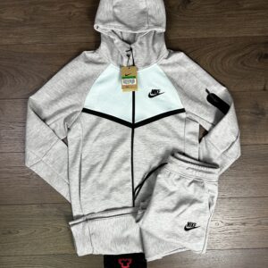 CHANDAL NIKE TECH SKY/GREY